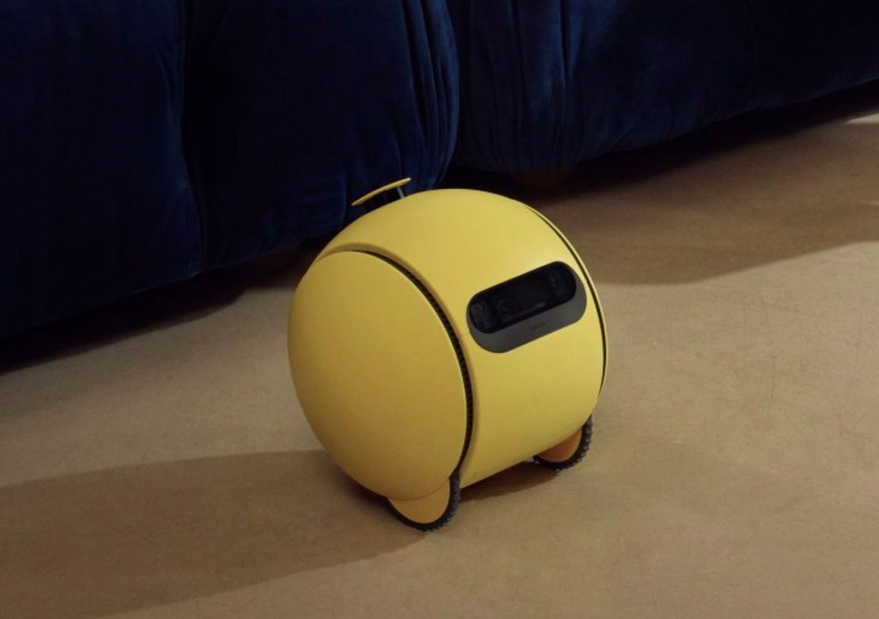 Samsung-Ballie-1