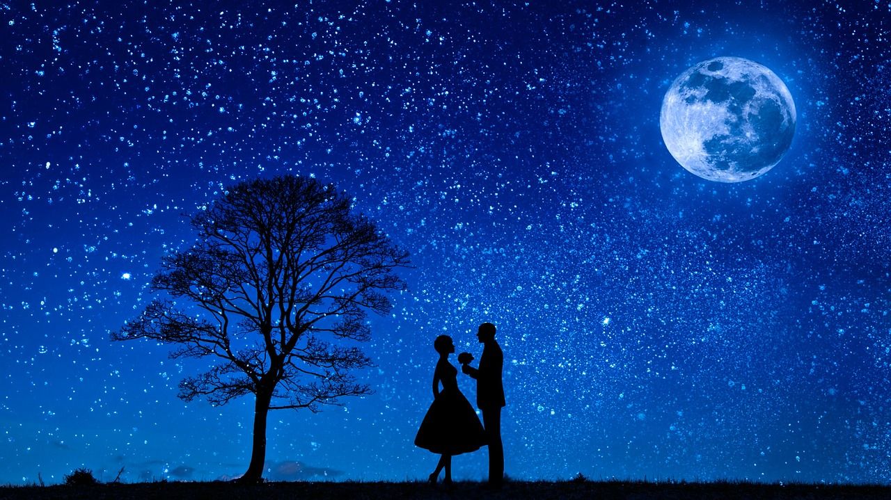 lovers-3640828_1280