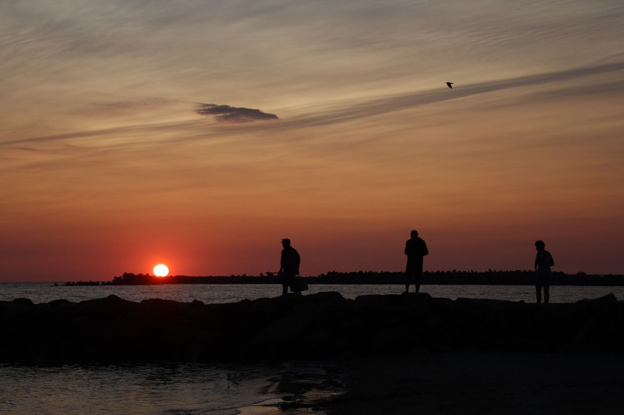 sunrise-3991750_1280