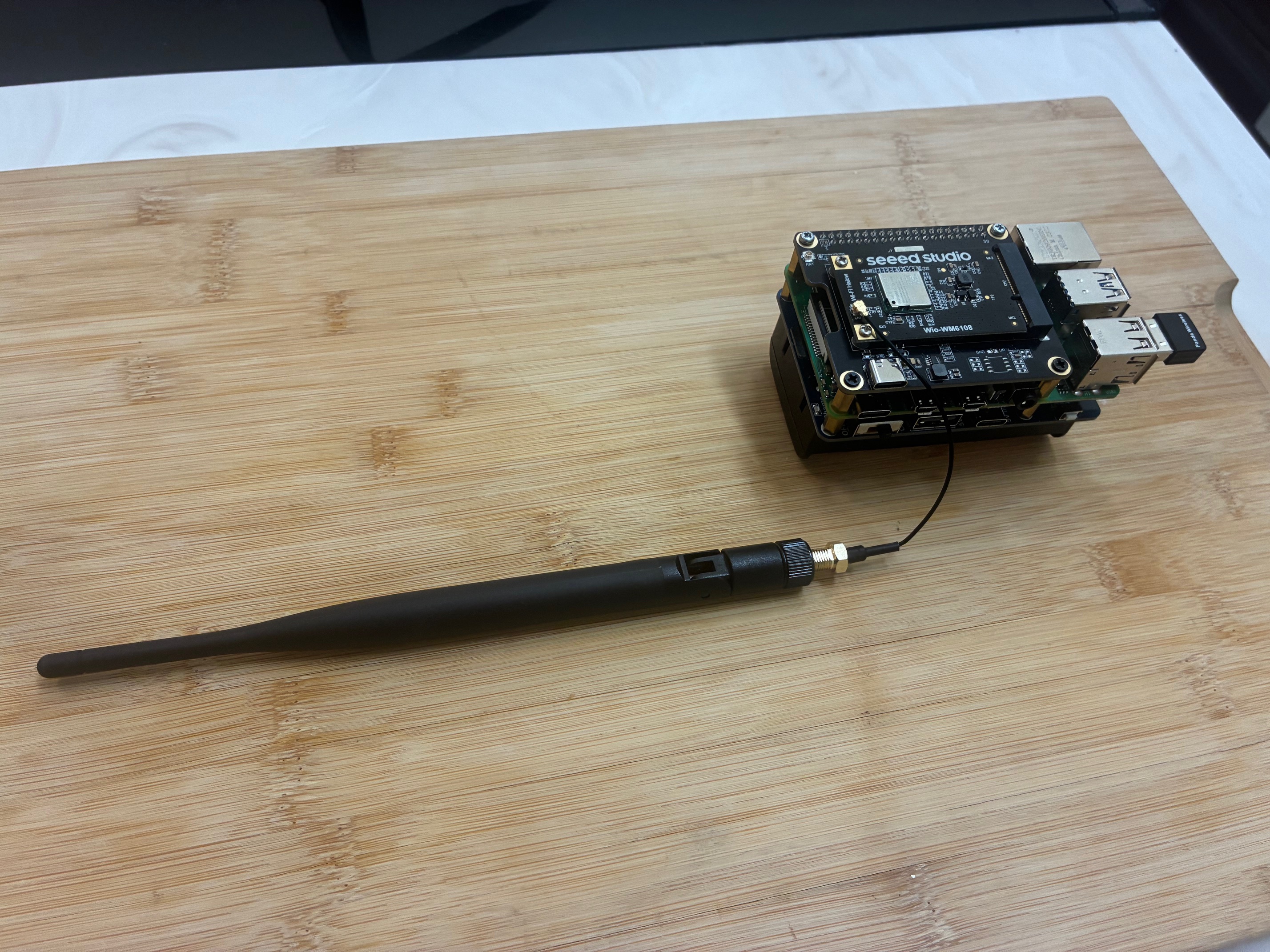 실제 OpenMANET 라디오 세팅 예시