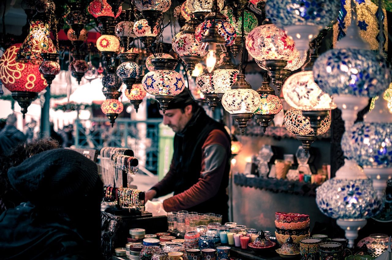 bazaar-1853361_1280